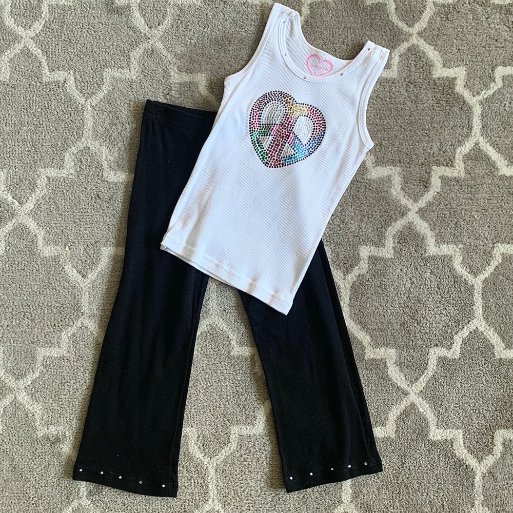 NWT Heartache tank/pants set